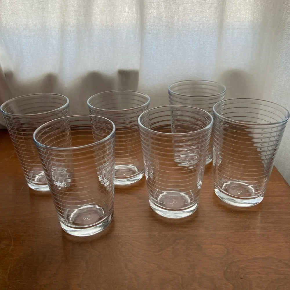 Crate & Barrel Clear Juice Glass Tumbler Set 7 oz